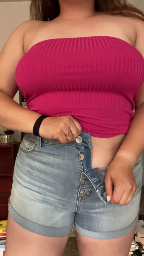 Crazyfishgoescrazy Fat Ass White Girl in Jean Shorts