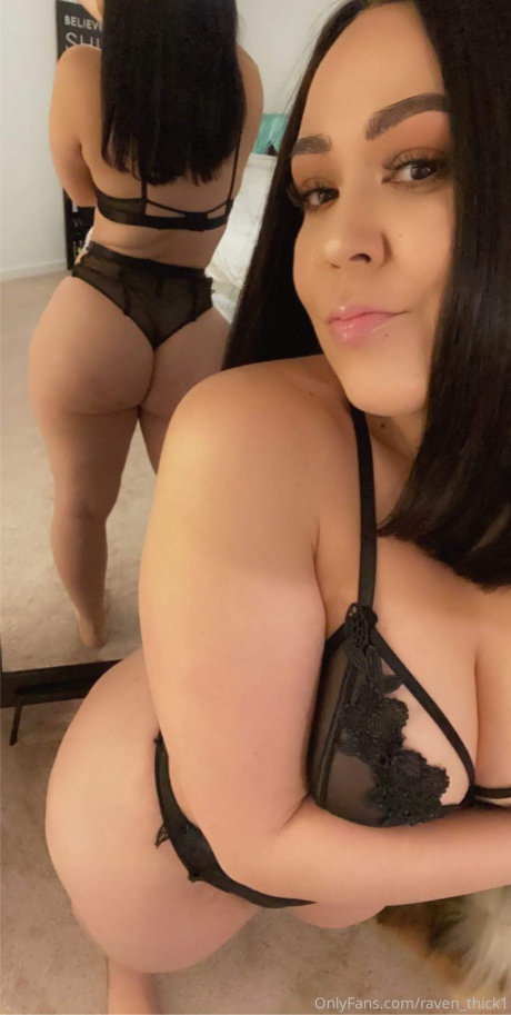 Raven_Thick Big Butt Latina Booty Selfie