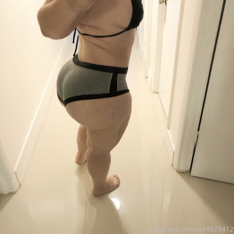Amateur PAWG with a Small Waist and a Fat Ass