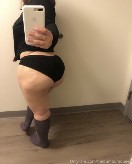 Big Butt BBW with a Thick Legs and a Big Ass