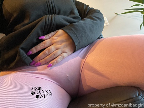 Phat Pussy Cameltoe in Spandex