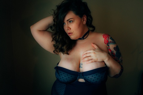 Rockabilly BBW Babe with Gigantic Natural Tits