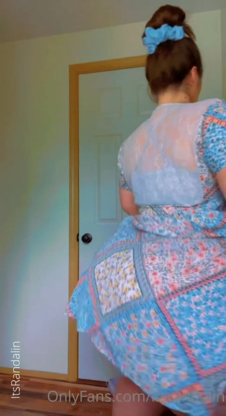 Randalin Gigantic White Booty Shaking_0012