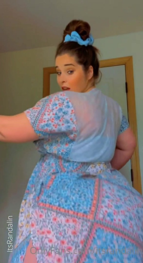 Randalin Gigantic White Booty Shaking_0033