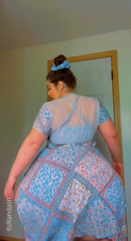 Randalin Gigantic White Booty Shaking_0068