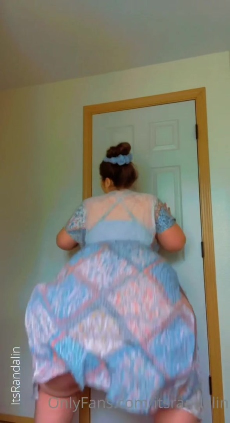 Randalin Gigantic White Booty Shaking_0073