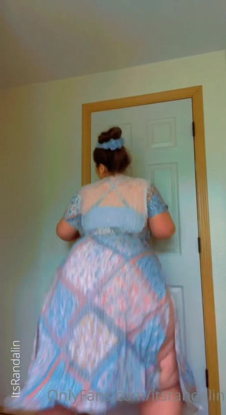 Randalin Gigantic White Booty Shaking_0074