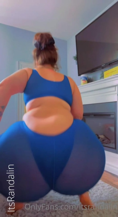 Randalin in Lycra Leggings_0041