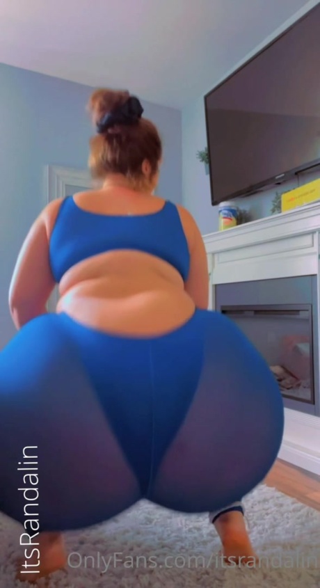 Randalin in Lycra Leggings_0042