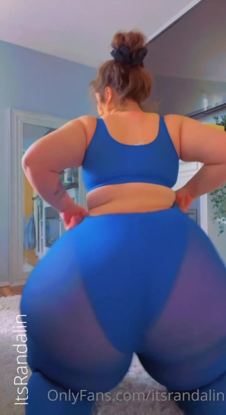 Randalin in Lycra Leggings_0070
