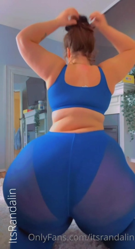 Randalin in Lycra Leggings_0071