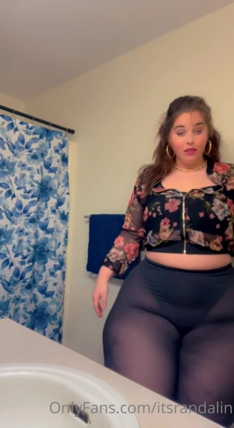 Randalin Twerking in Pantyhose_0004