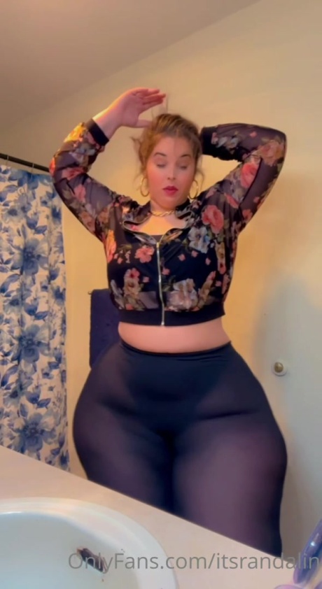 Randalin Twerking in Pantyhose_0036