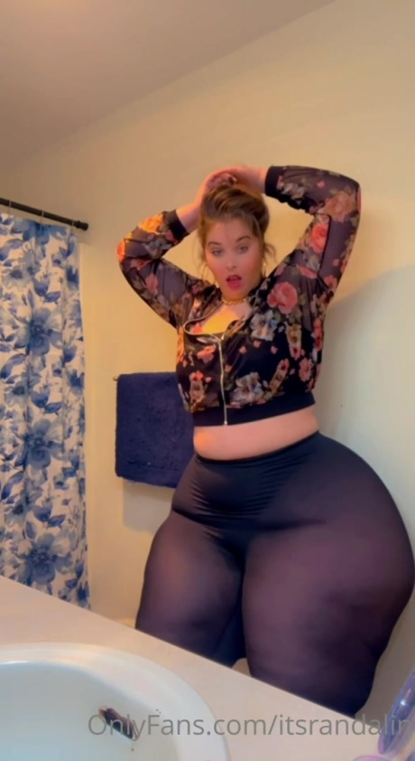 Randalin Twerking in Pantyhose_0037