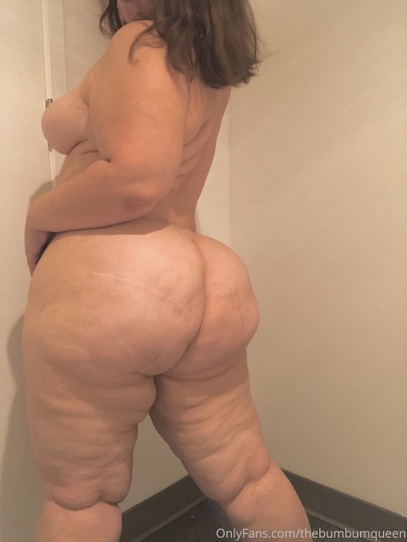 Bumbumqueen Nude Big Booty